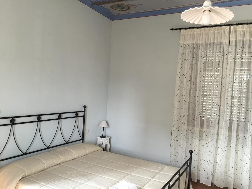 B & B Da Ferro Massarosa Exterior photo